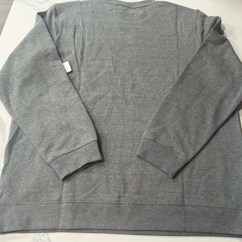 Tampa Bay Buccaneers Men’s Crewneck (2XL) Retails For $75 - Picture 10 of 10